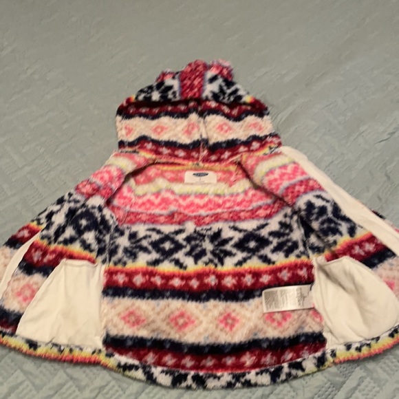 3T Old Navy Sherpa Critter Jacket. Design: Multi Fair-Isle - Picture 4 of 4
